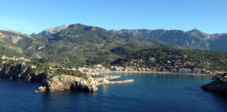 Port de Sóller, Mallorca, Spanien. Foto: BX Fischer. Licens: Pixabay.com